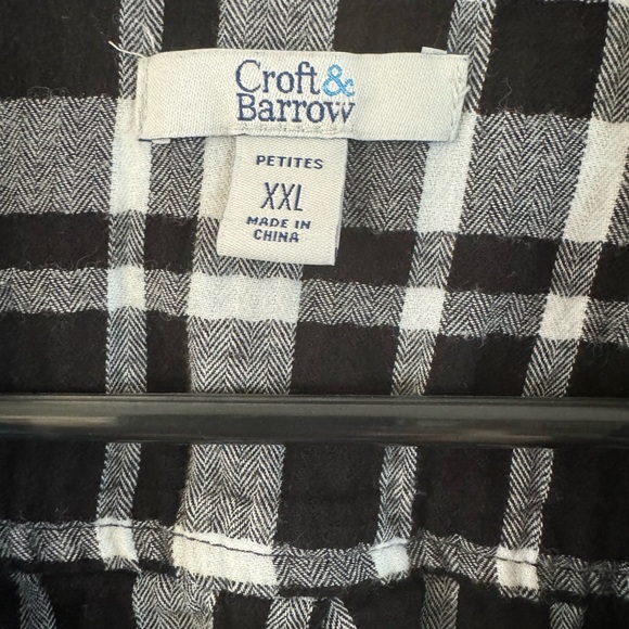 Croft & Barrow Black and White Plaid Flannel - Women's Size Petite XXL - Picture 4 of 4